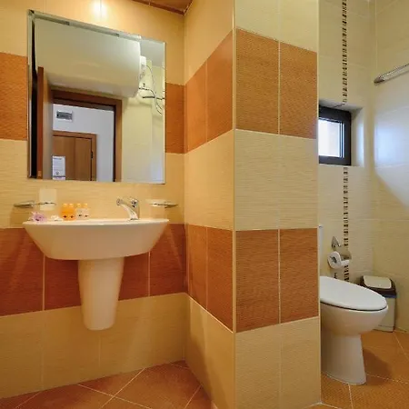 Fantasy Apartaments And Studios Avenue Комплекс Фантазия Хисаря Exterior photo